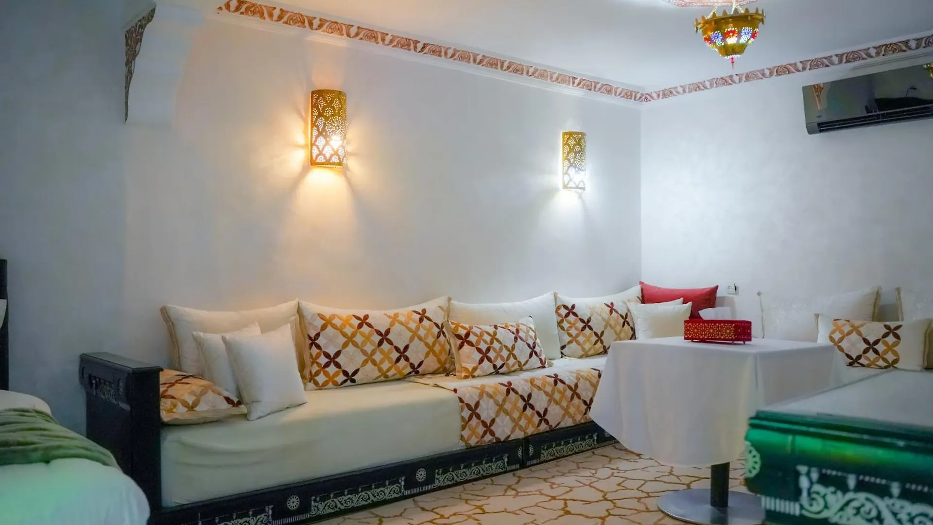 Riad Redwan Douar Caïd Layadi 0*,