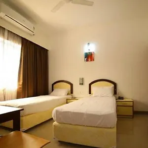 *** Hotel Captain Fisher India